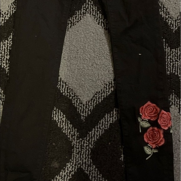 Bundle of embroidered denim jeans - Picture 8 of 12